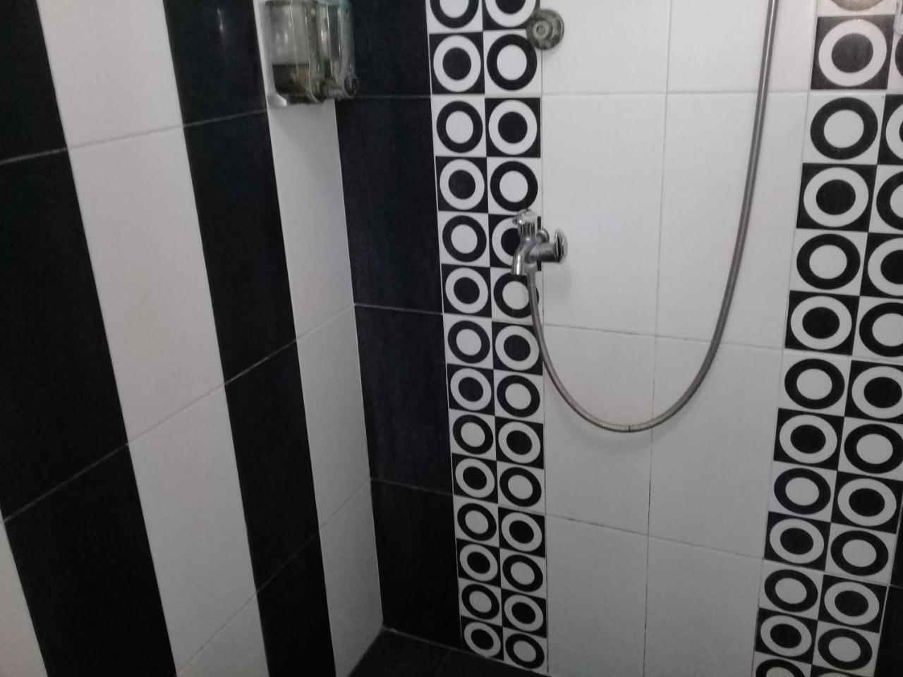 Raja Property Jakarta Exteriör bild